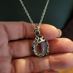 Beautiful pendant with chain fashion necklace silver
